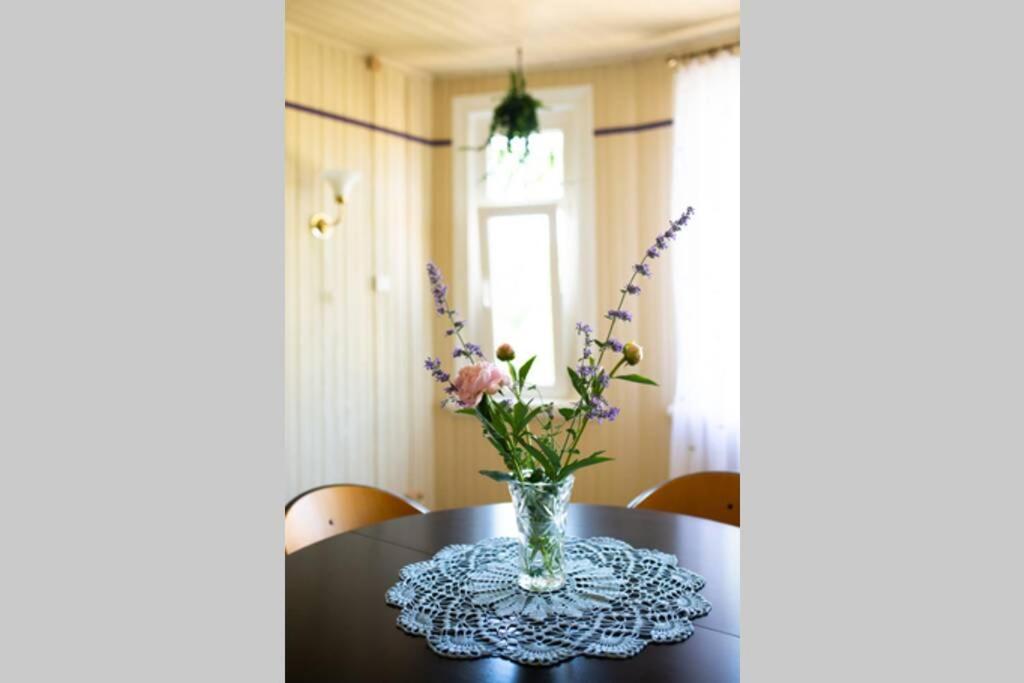 Livi Avat Apartment Ikla ภายนอก รูปภาพ
